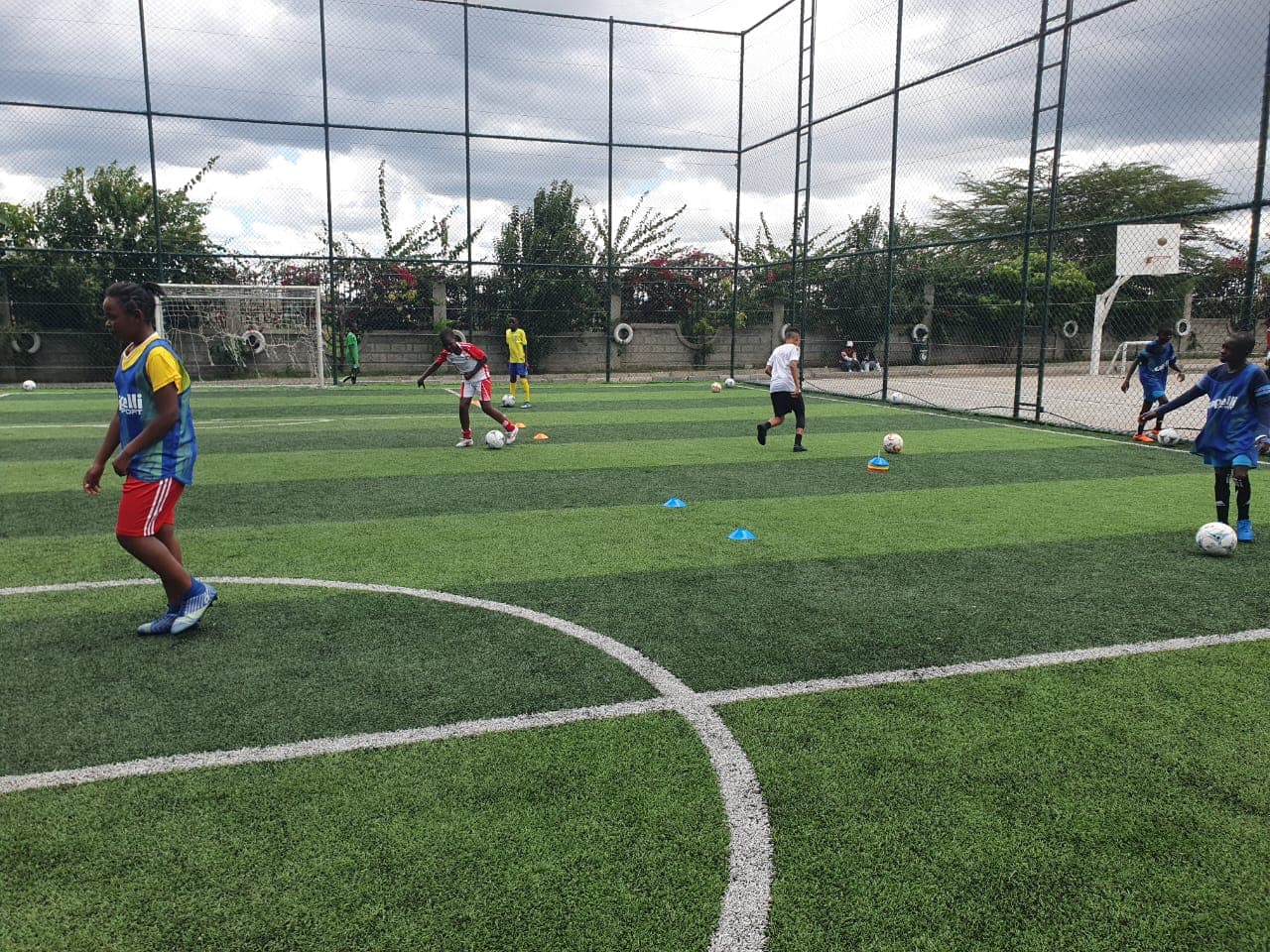 Girls football training at Kipawa